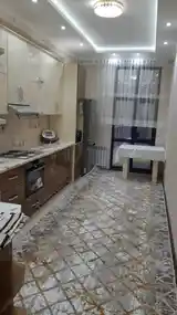 2-комн. квартира, 4 этаж, 80м², Паварот аэропорта-5