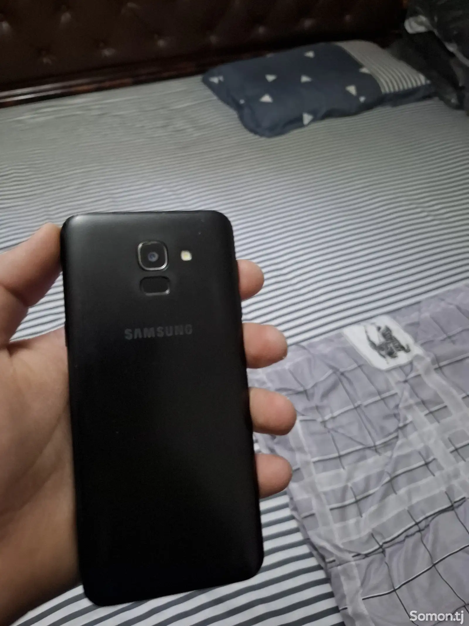 Samsung Galaxy J6 2018-1