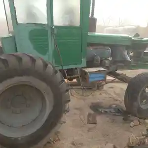 Трактор с жаткой
