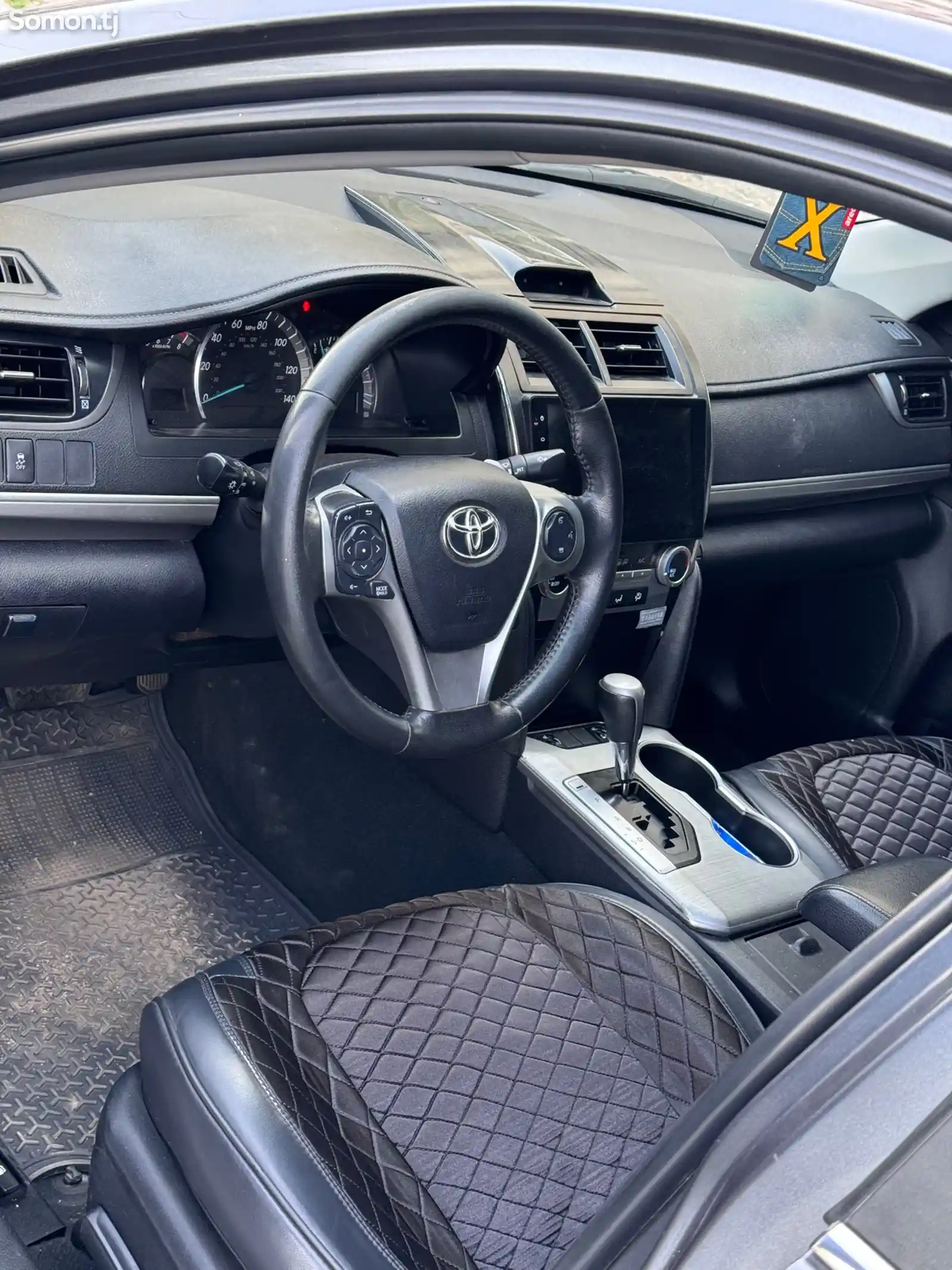 Toyota Camry, 2012-6