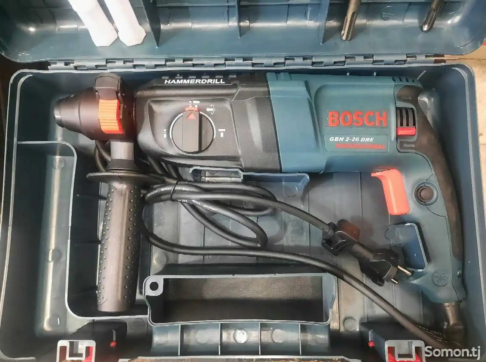 Перфоратор Bosch-1