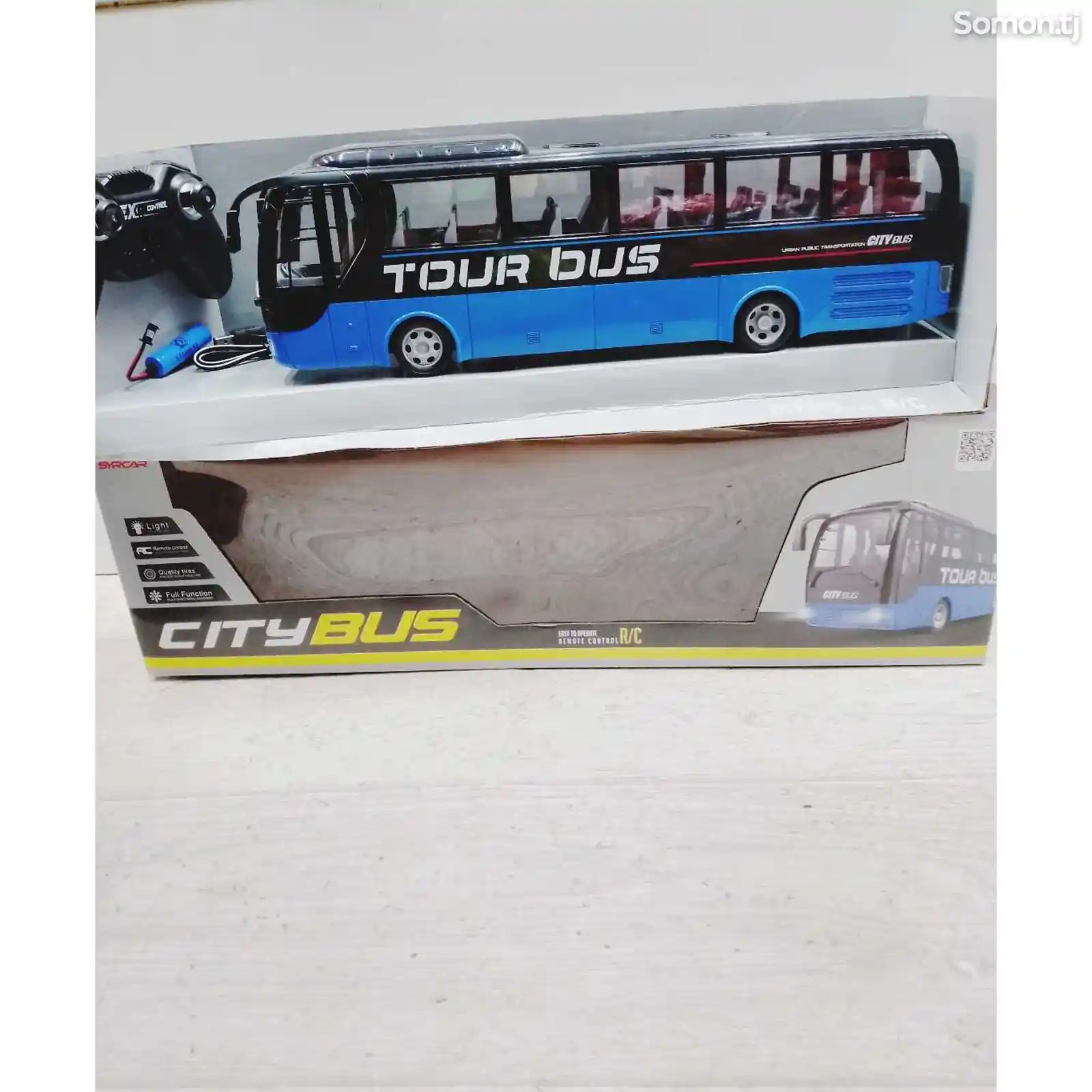 Автобус радиоуправляемый игрушечный-1