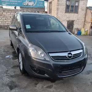 Opel Zafira, 2010