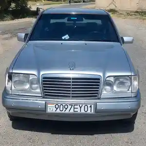 Mercedes-Benz W124, 1994