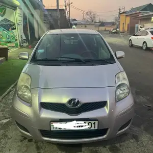 Toyota Vitz, 2010