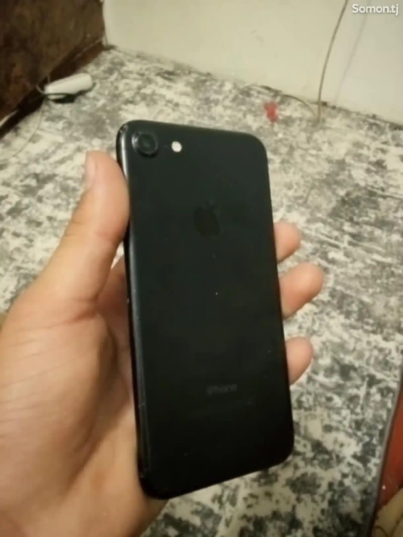 Apple iPhone 7, 32 gb-1