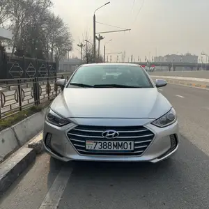 Hyundai Elantra, 2017