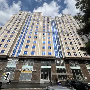 2-комн. квартира, 11 этаж, 60 м², Молодёжный театр