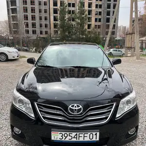 Toyota Camry, 2010