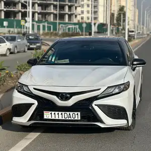 Toyota Camry, 2021