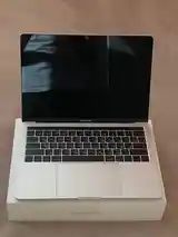 Ноутбук Apple MacBook Pro 13, 2016 Touch Bar-3