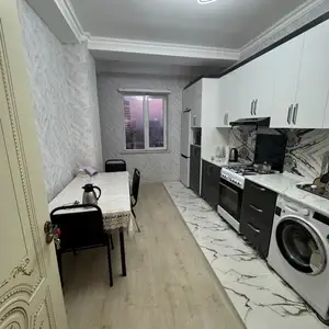 2-комн. квартира, 6 этаж, 76 м², Фирдавси