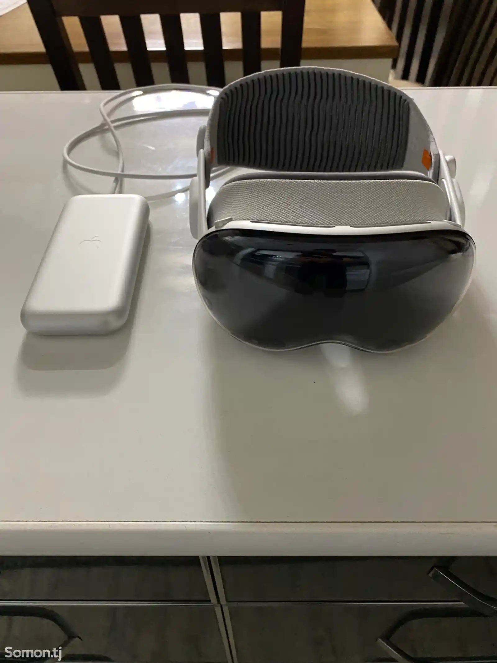 Система виртуальной реальности Apple Vision Pro-7
