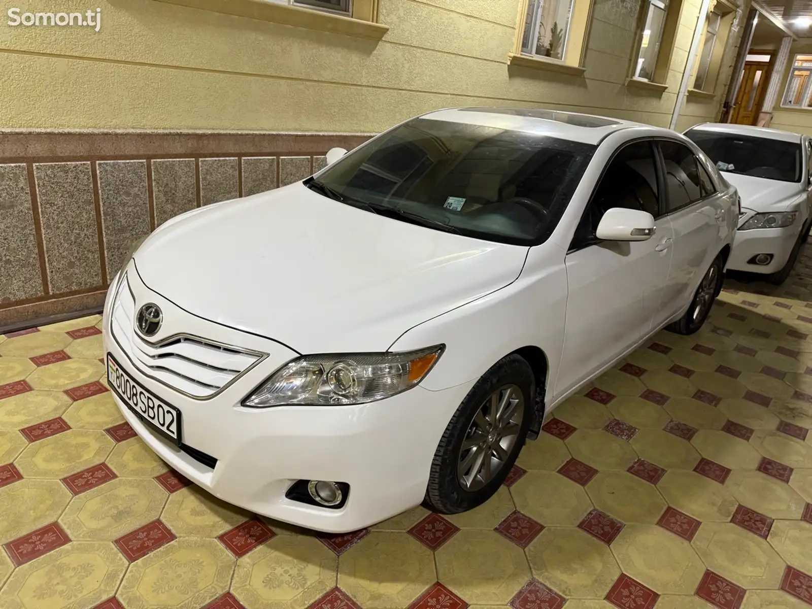 Toyota Camry, 2010-1