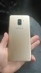 Samsung Galaxy A8+-3