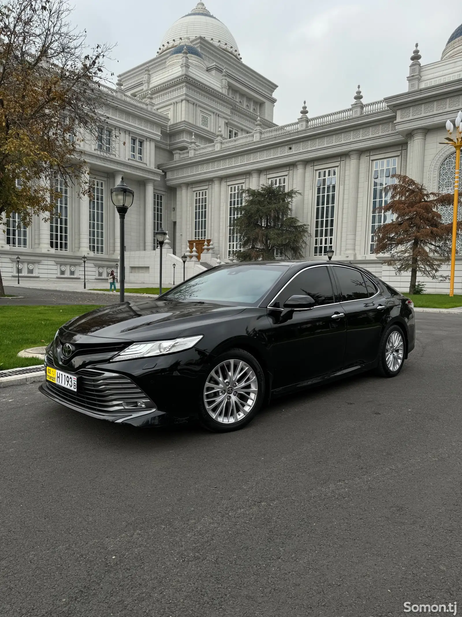 Toyota Camry, 2018-1