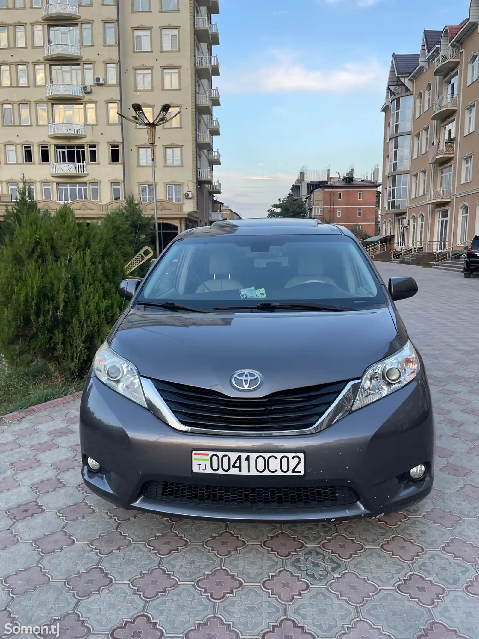 Toyota Sienna, 2014-1