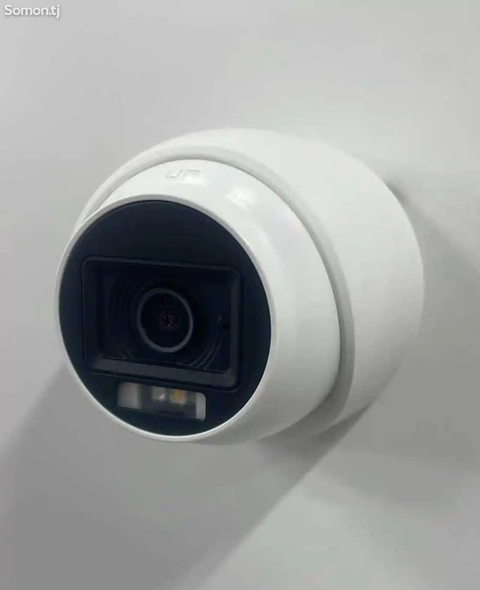 Аналоговая камера Hikvision DS-2CE76DOT-LPFS
