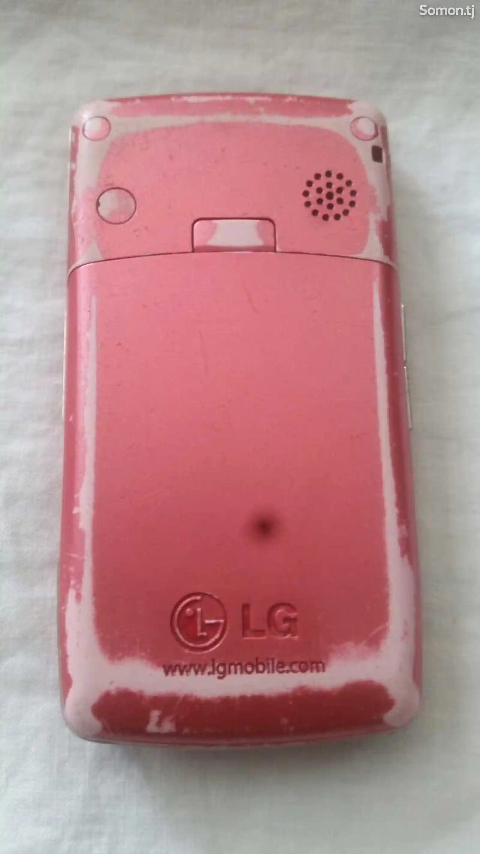 Телефон LG-3