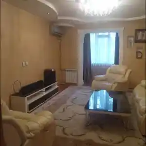 3-комн. квартира, 1 этаж, 75 м², Сино 2