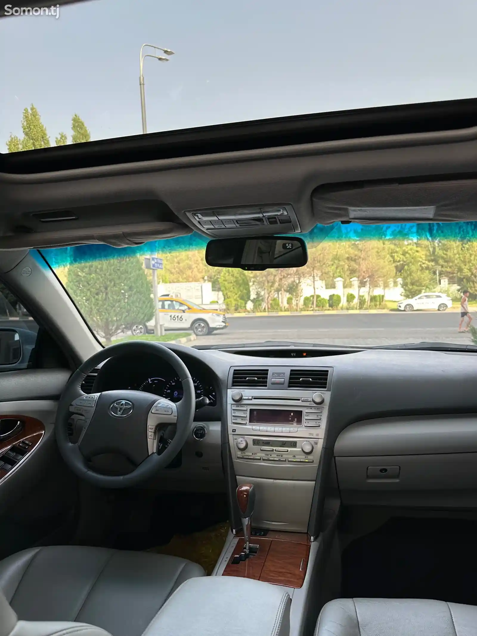 Toyota Camry, 2010-6