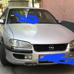 Лобовое стекло от Opel Omega