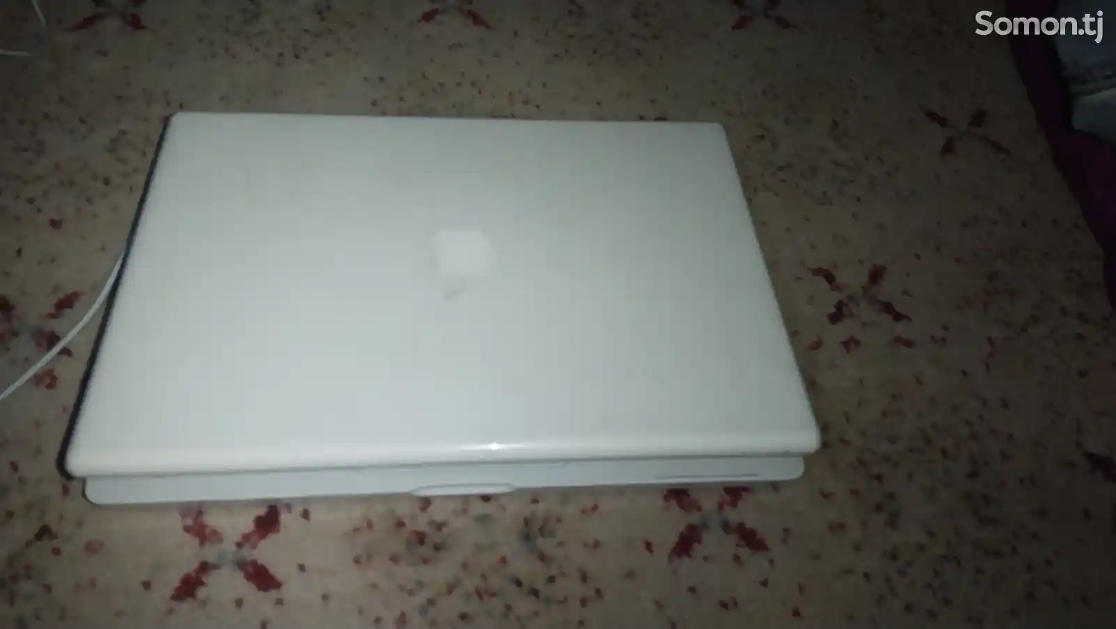 Ноутбук Apple MacBook-1