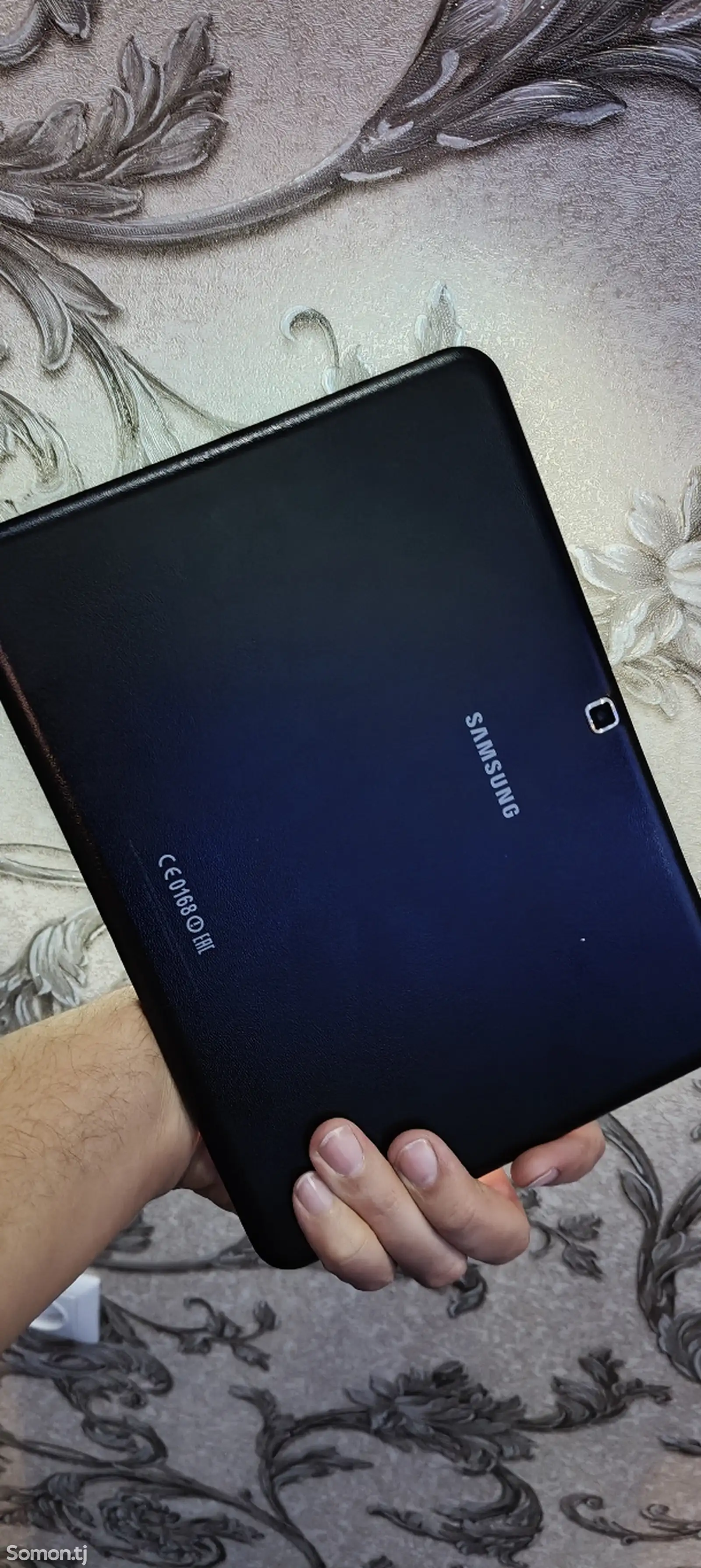 Планшет Samsung Galaxy Tab 4-1