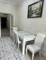 2-комн. квартира, 6 этаж, 91м², Сомони-11