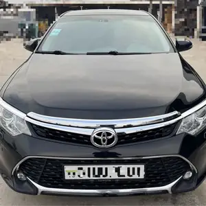 Toyota Camry, 2016