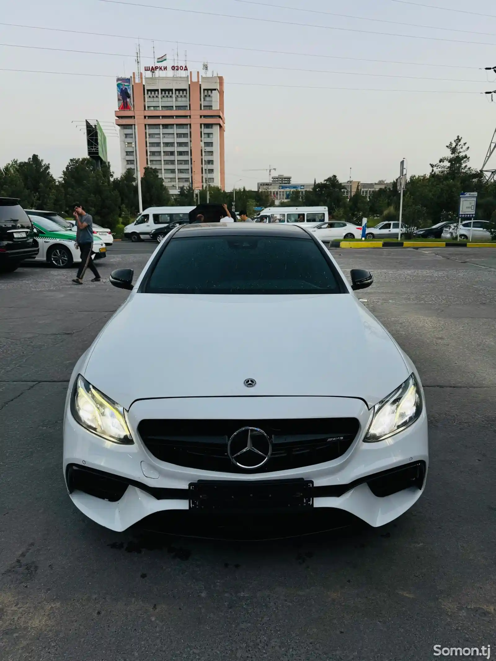 Mercedes-Benz E class, 2019-1