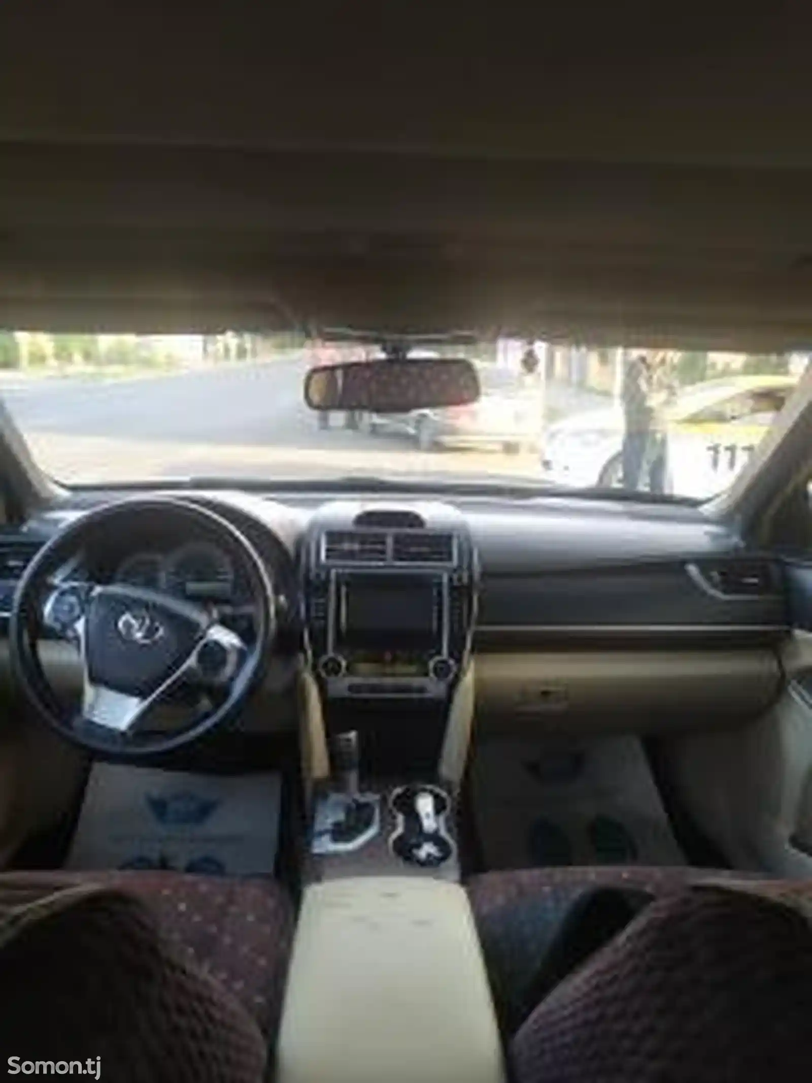 Toyota Camry, 2012-6