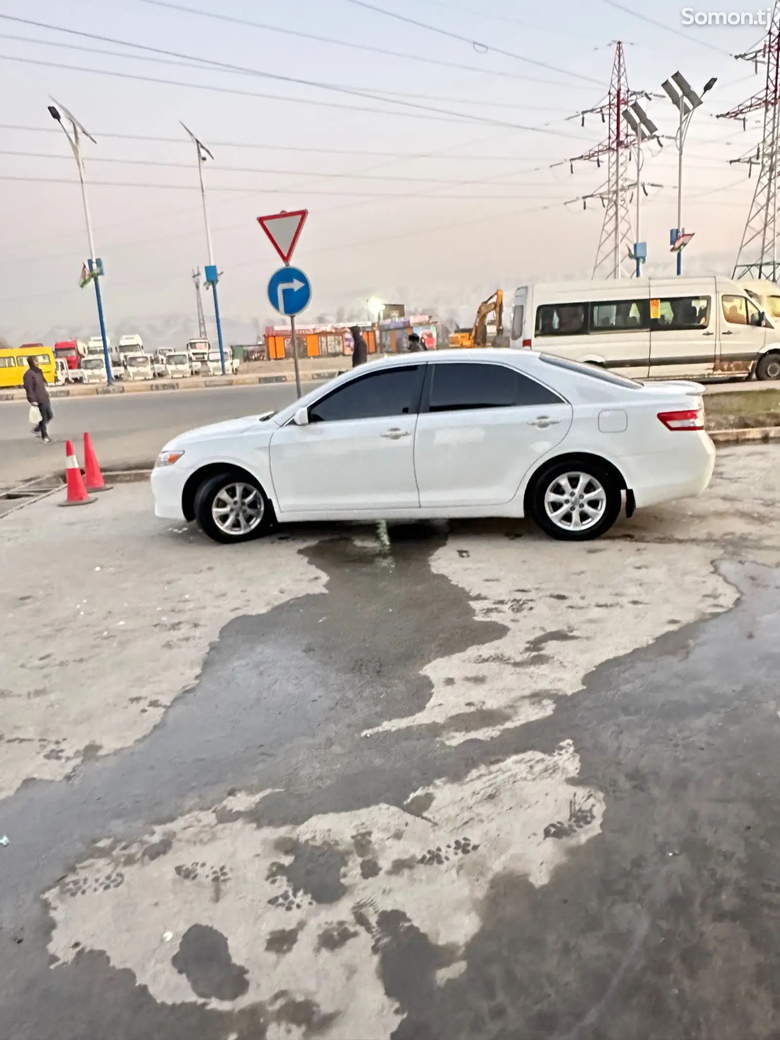 Toyota Camry, 2011