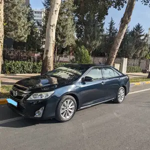 Toyota Camry, 2013