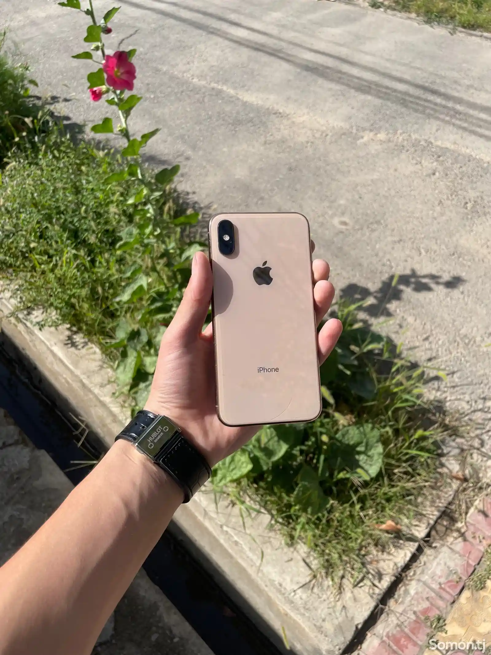 Apple iPhone Xs, 64 gb, Gold-1