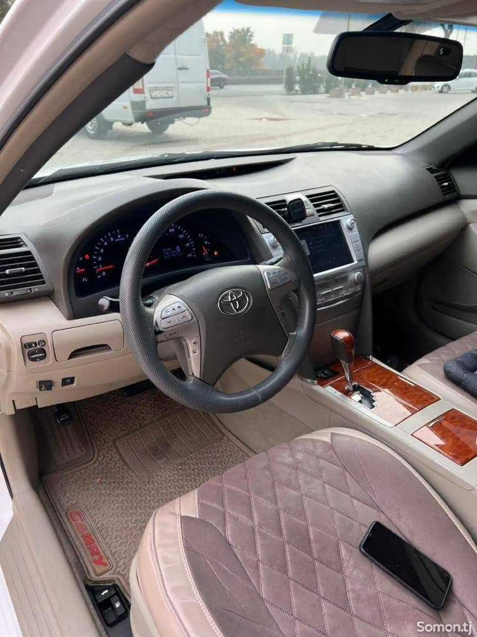 Toyota Camry, 2011-7