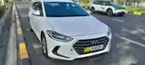 Hyundai Elantra, 2017-8