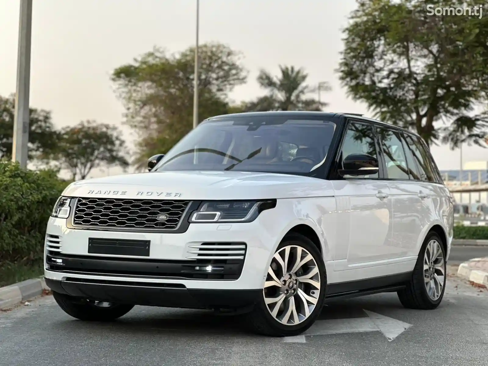 Land Rover Vogue, 2019-3