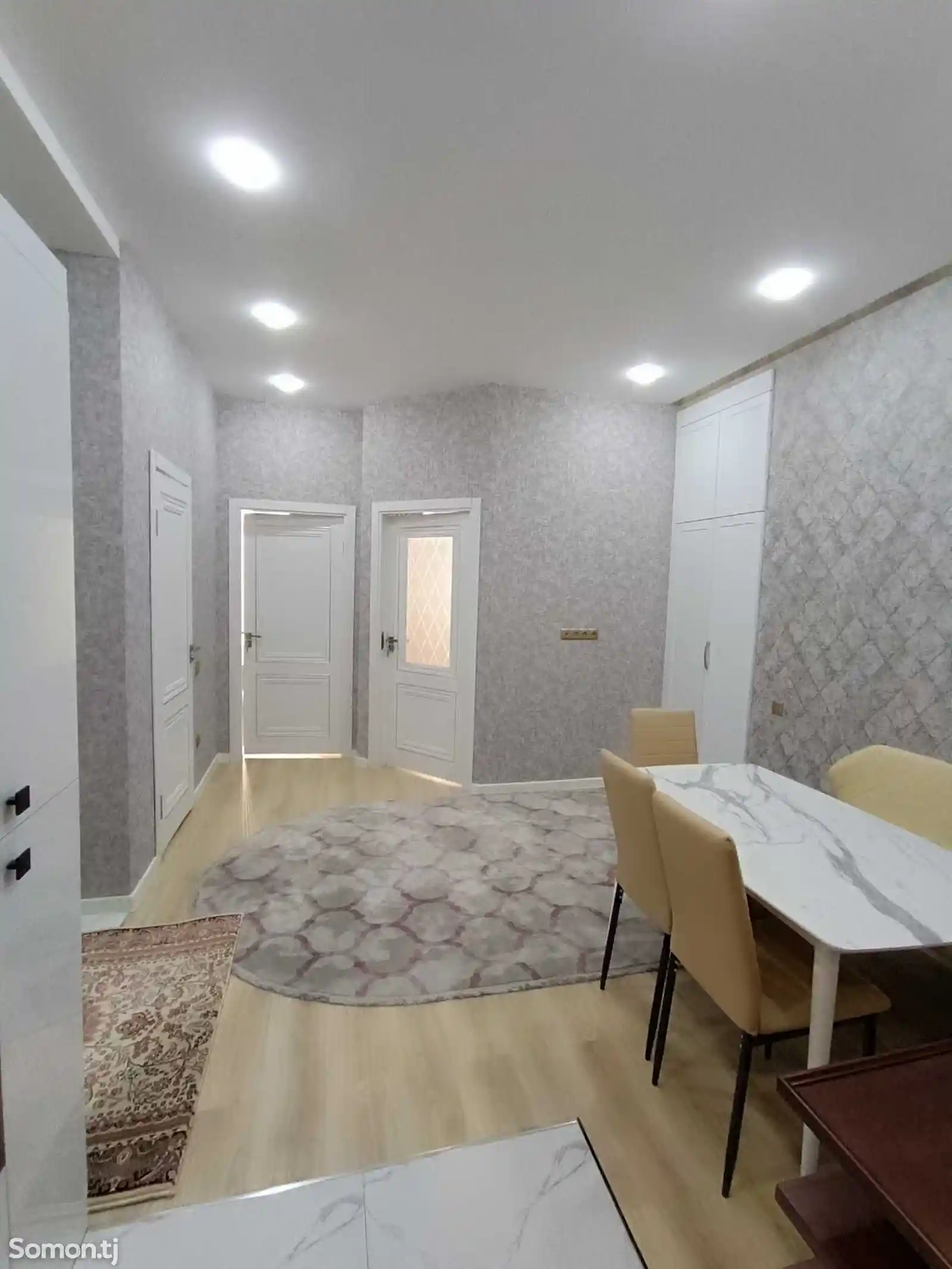 2-комн. квартира, 3 этаж, 60м², Овир-12