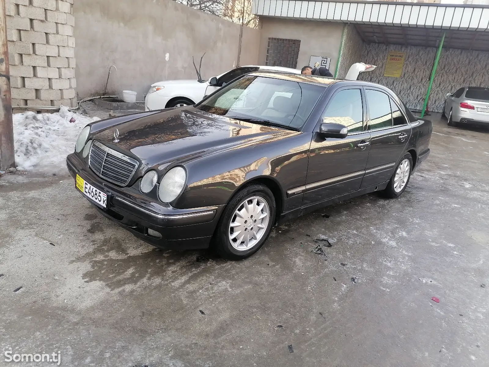 Mercedes-Benz E class, 2000-1