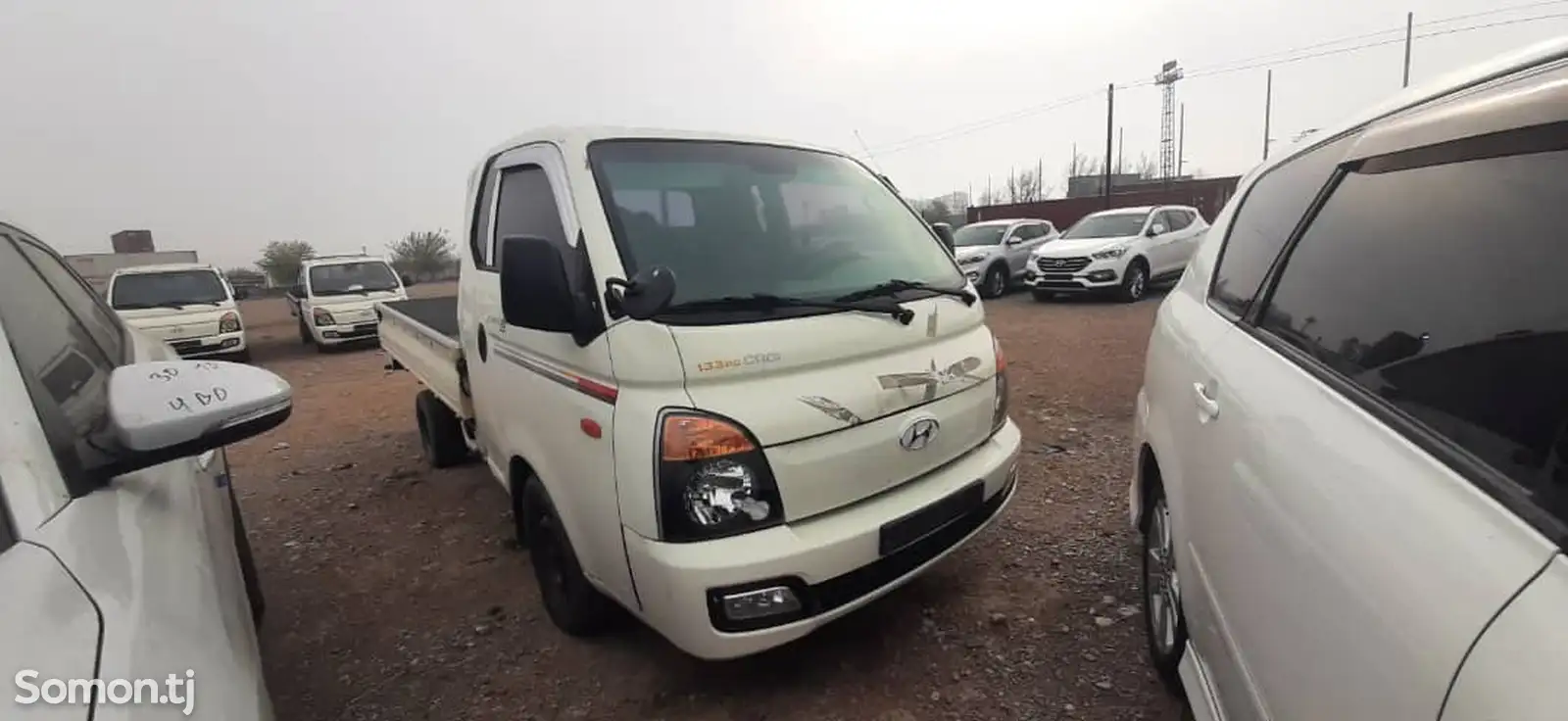 Бортовой автомобиль Hyundai Porter, 2015-1