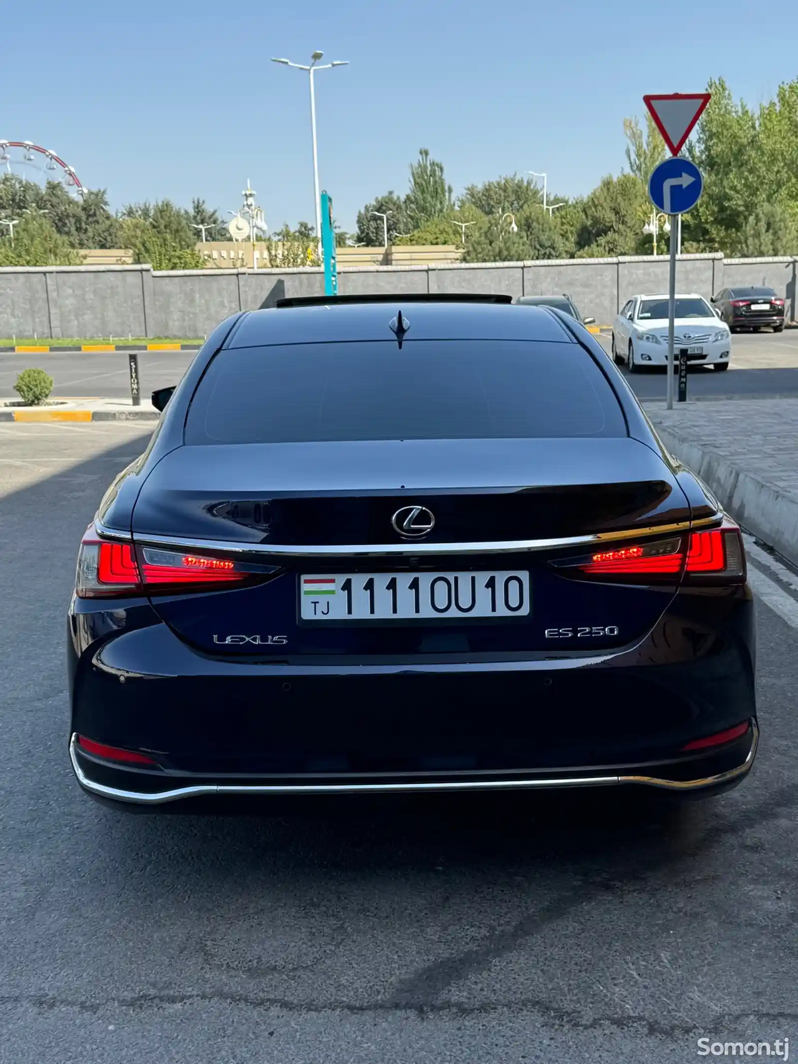 Lexus ES series, 2019-5