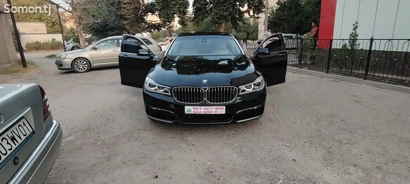 BMW 7 series, 2011-8