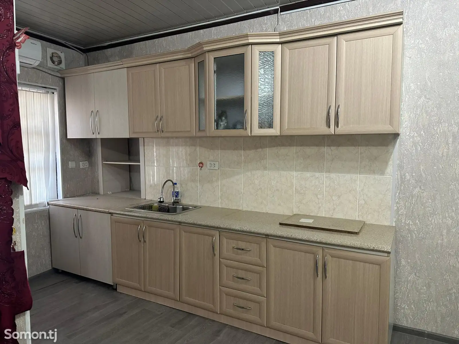 2-комн. квартира, 1 этаж, 1м², Универмаг-1