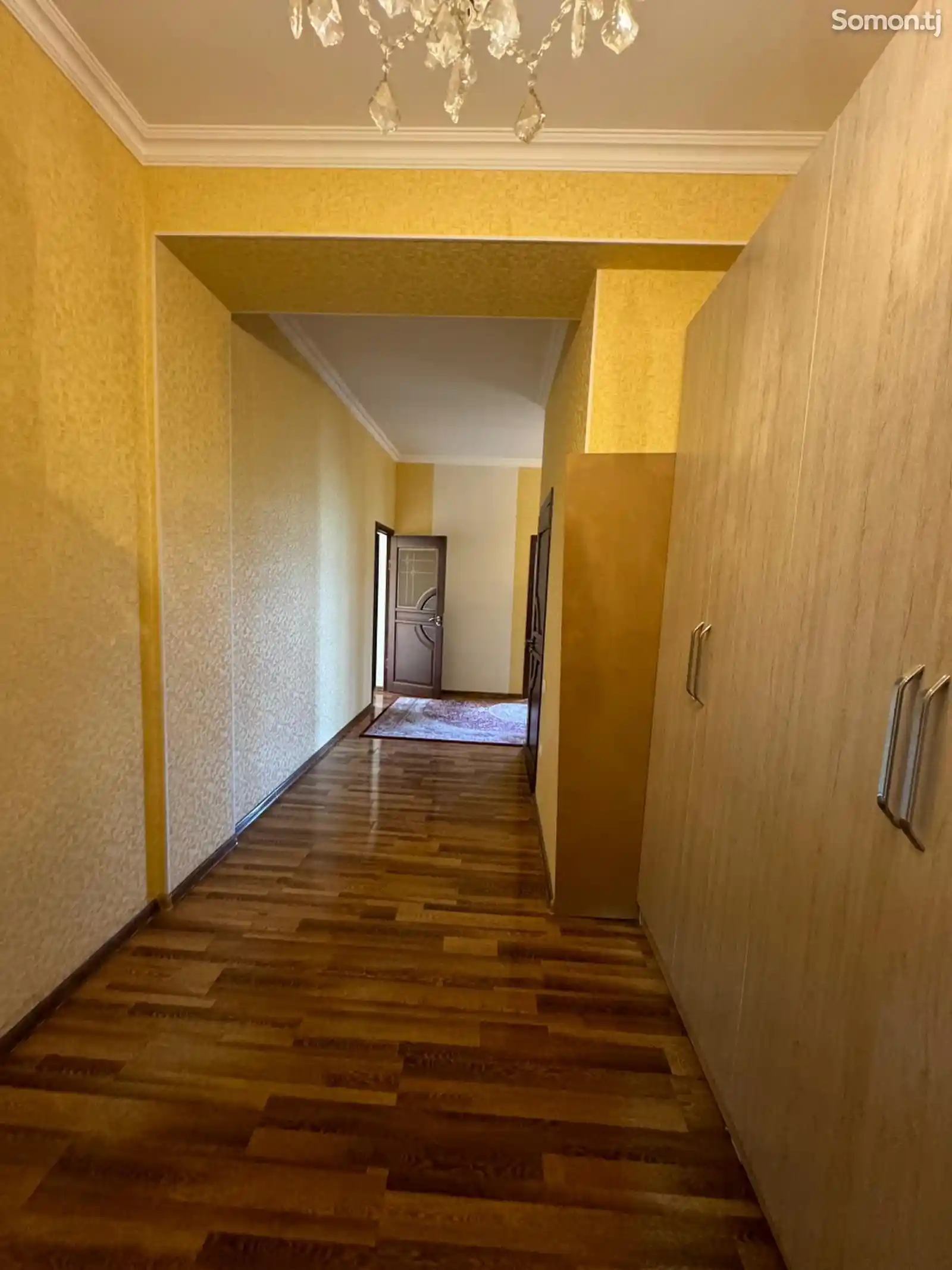 3-комн. квартира, 8 этаж, 135 м², Сомони-12