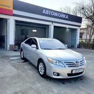 Toyota Camry, 2011