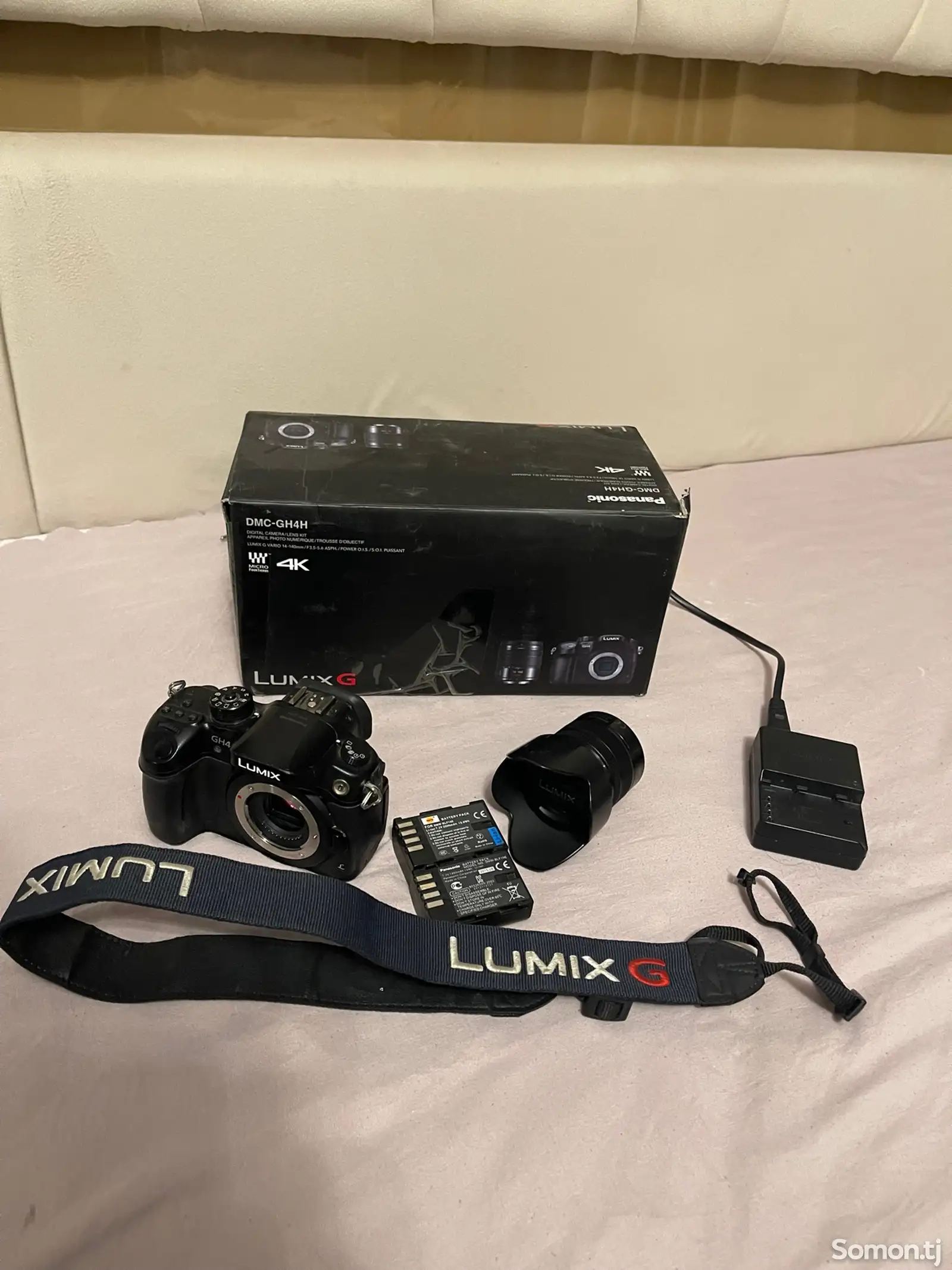 Видеокамера Lumix GH4 + 14-42 объектив-1