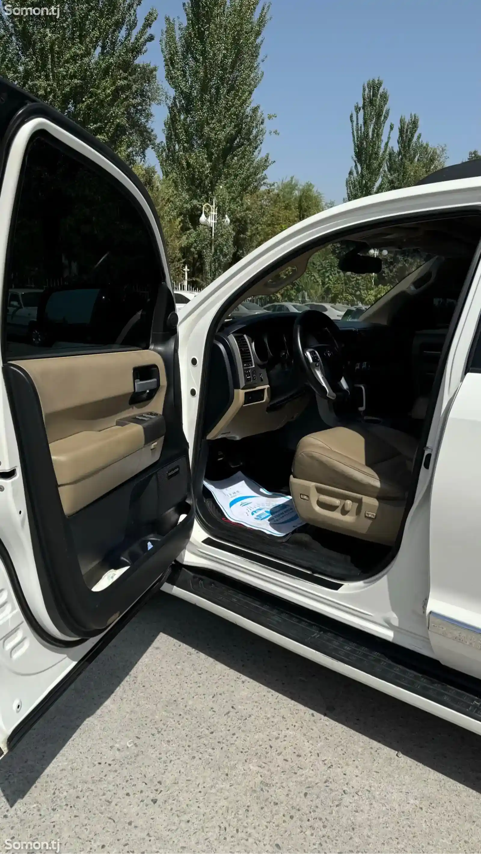 Toyota Sequoia, 2014-8