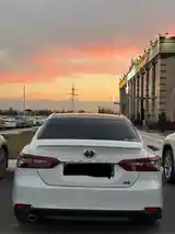 Toyota Camry, 2018-5