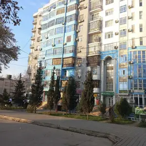 2-комн. квартира, 8 этаж, 48м², 103Мкр